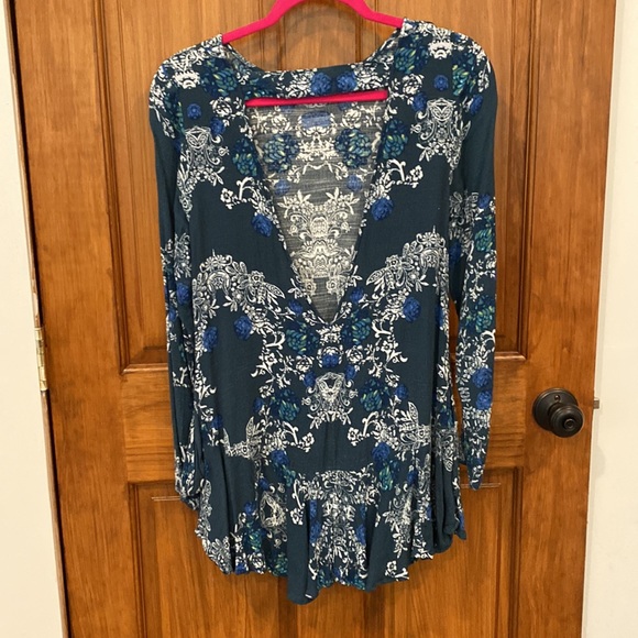 Free people smooth talker open back tunic, small. - Picture 6 of 6